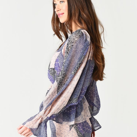 BB Dakota​Easy Breezy Patchwork Floral-Print Top - Picture 4 of 16